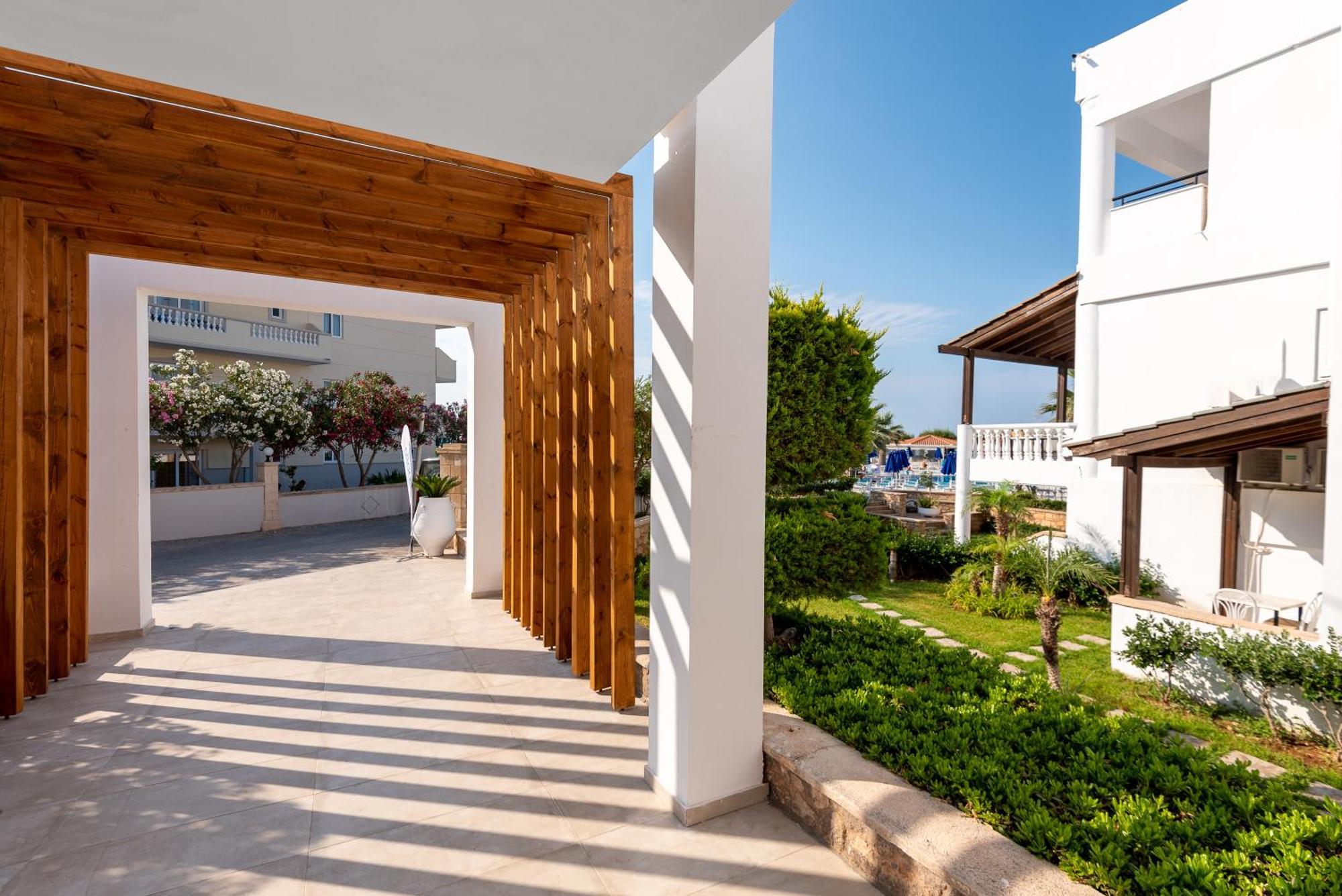 Elvita Beach Hotel 吉奥塔略 外观 照片