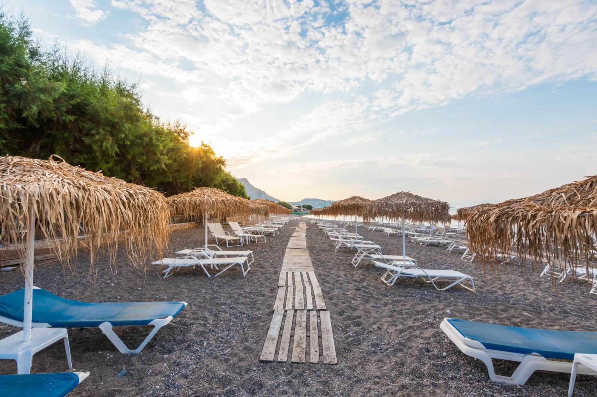 Elvita Beach Hotel 吉奥塔略 外观 照片